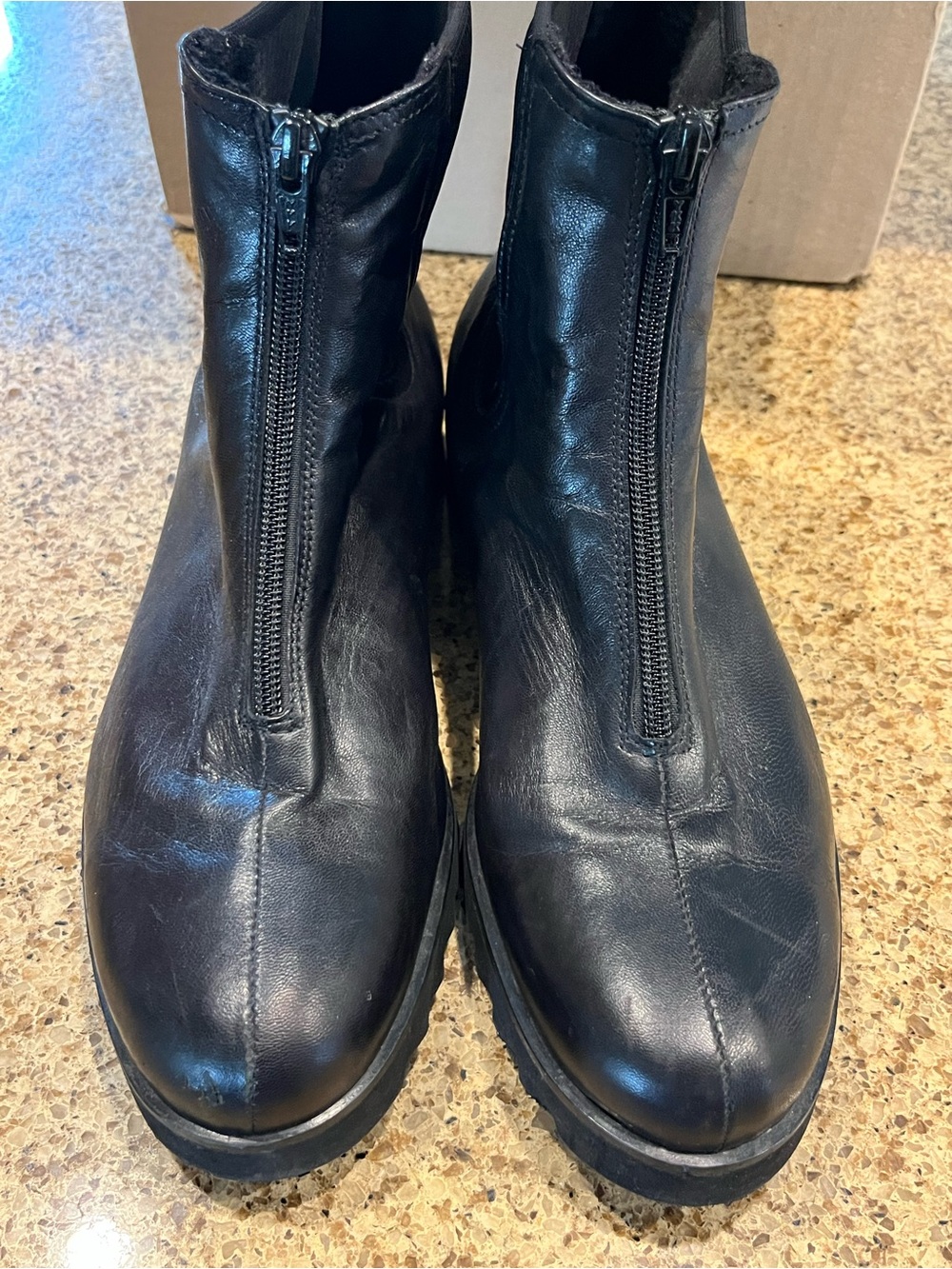Ron White Rapisardi Chasti Front Zip Wedge Ankle Boots Black Ribbed Elastic 9